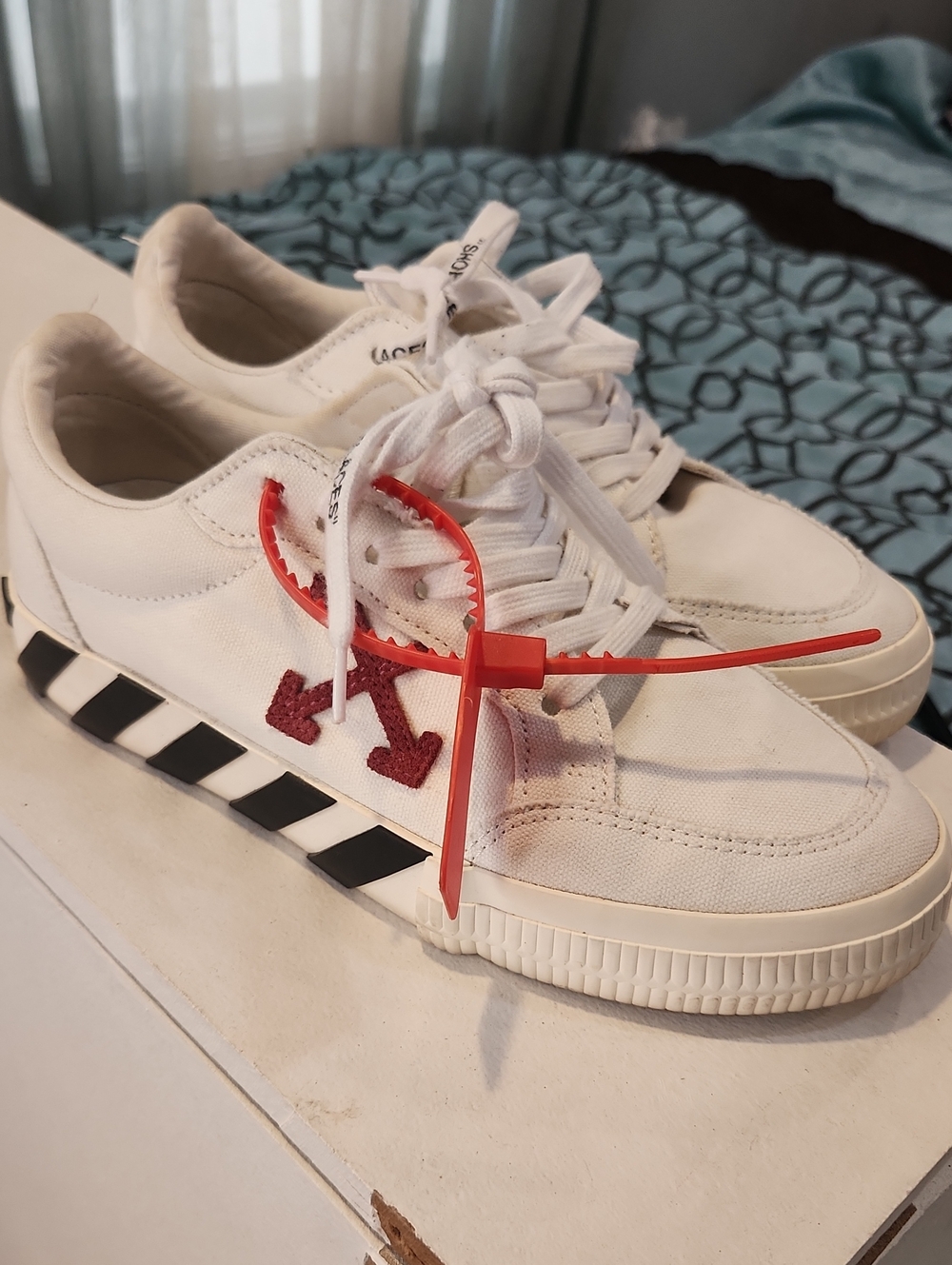 Off-White White Canvas Low-Top Sneakers with Orange Zip Tie Virgil Abloh